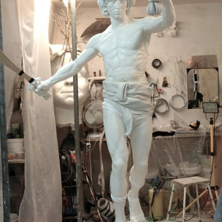 JAN HOOSS – DAVID & GOLIATH